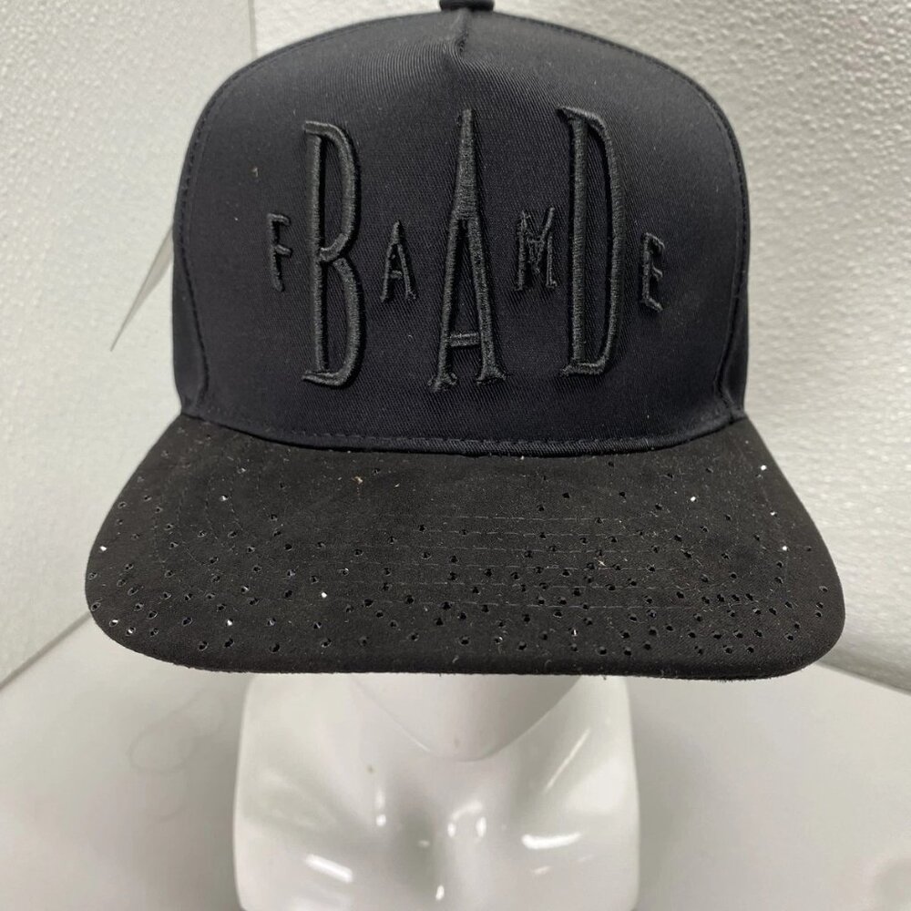 1Iron Trendy Unisex “Bad Fame” Baseball Cap – Black, One Size